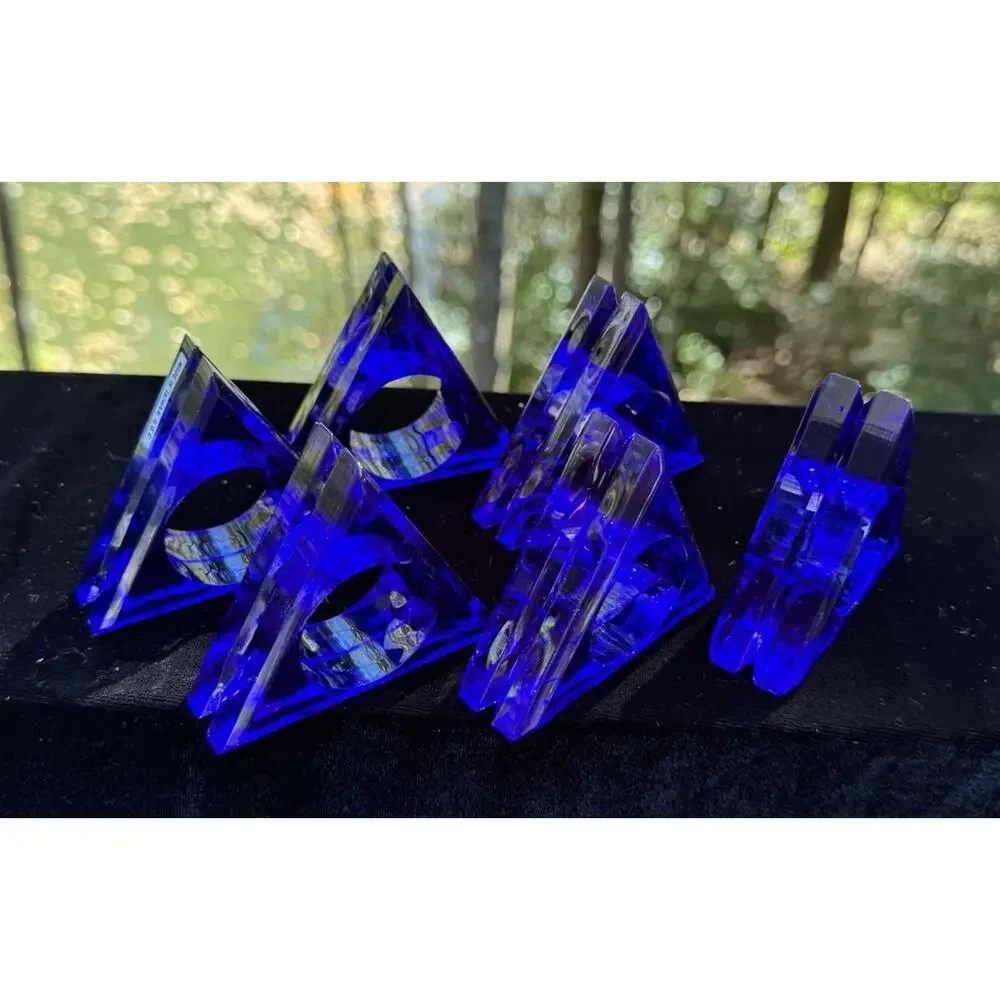 Vtg Cobalt Blue Lucite Triangle Napkin Rings Vintage Set Of 6 Unique -S1DD